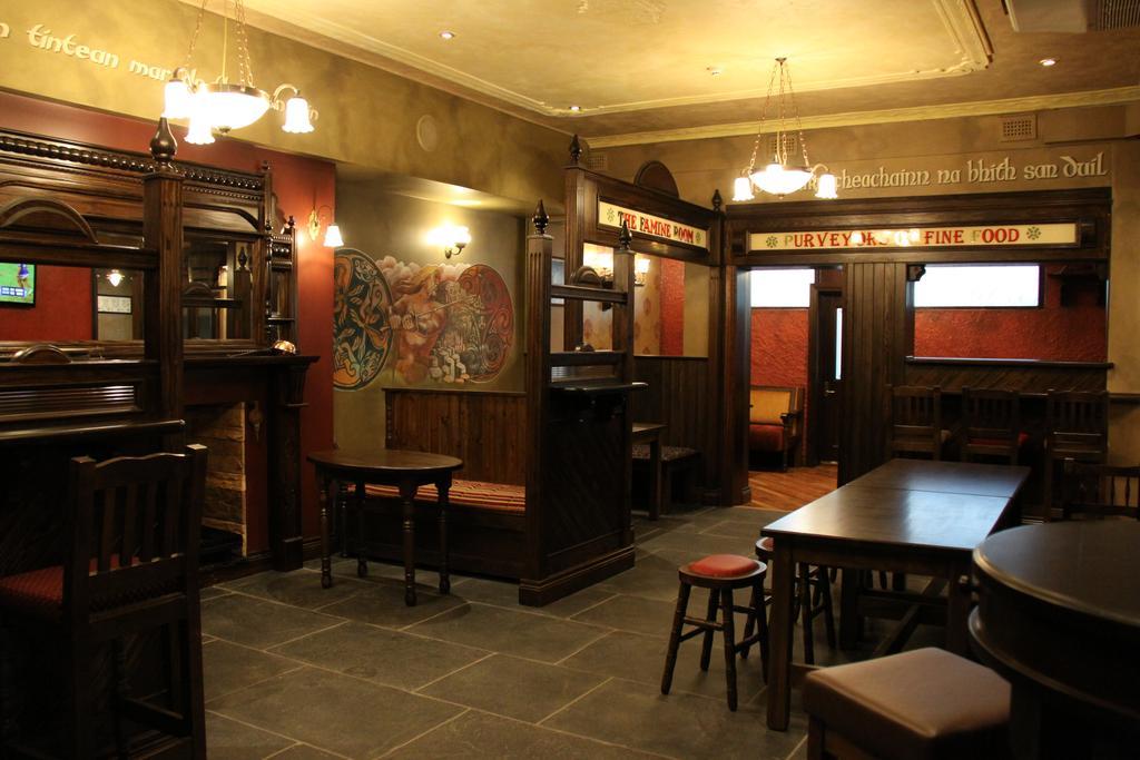 The Irish Village 翡翠城 外观 照片